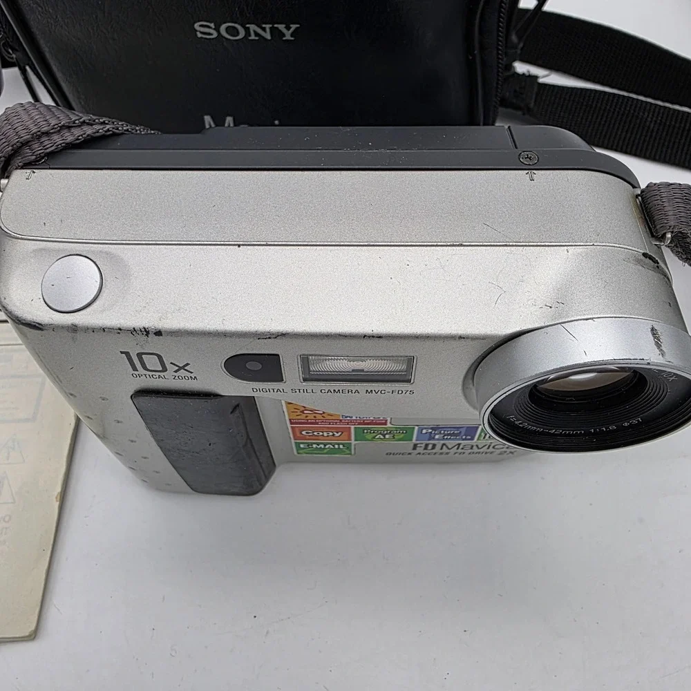 Sony MVC-FD75- FD MAVICA 10X Optical Zoom Digital Still Camera with BAG-UNTESTED